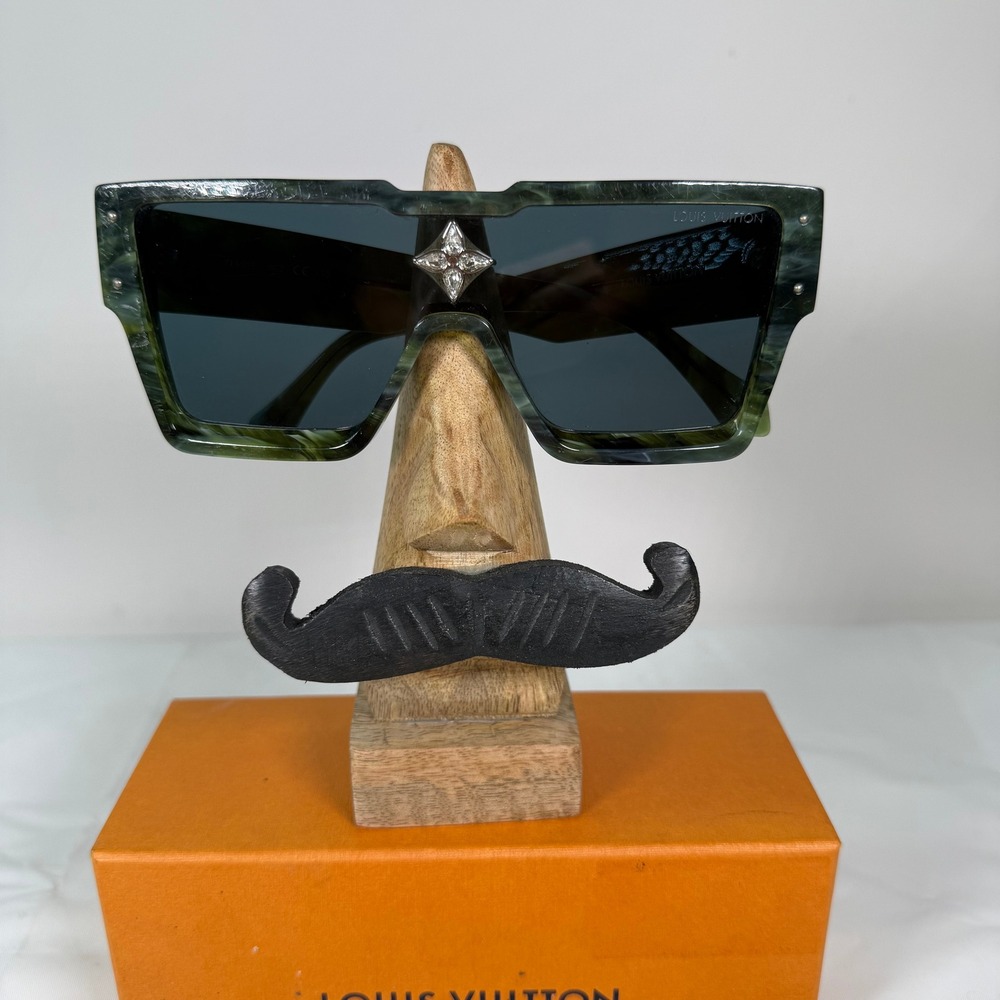 Louis Vuitton Cyclone Sunglasses Marbled Green Square Z1578W Silver Hardware